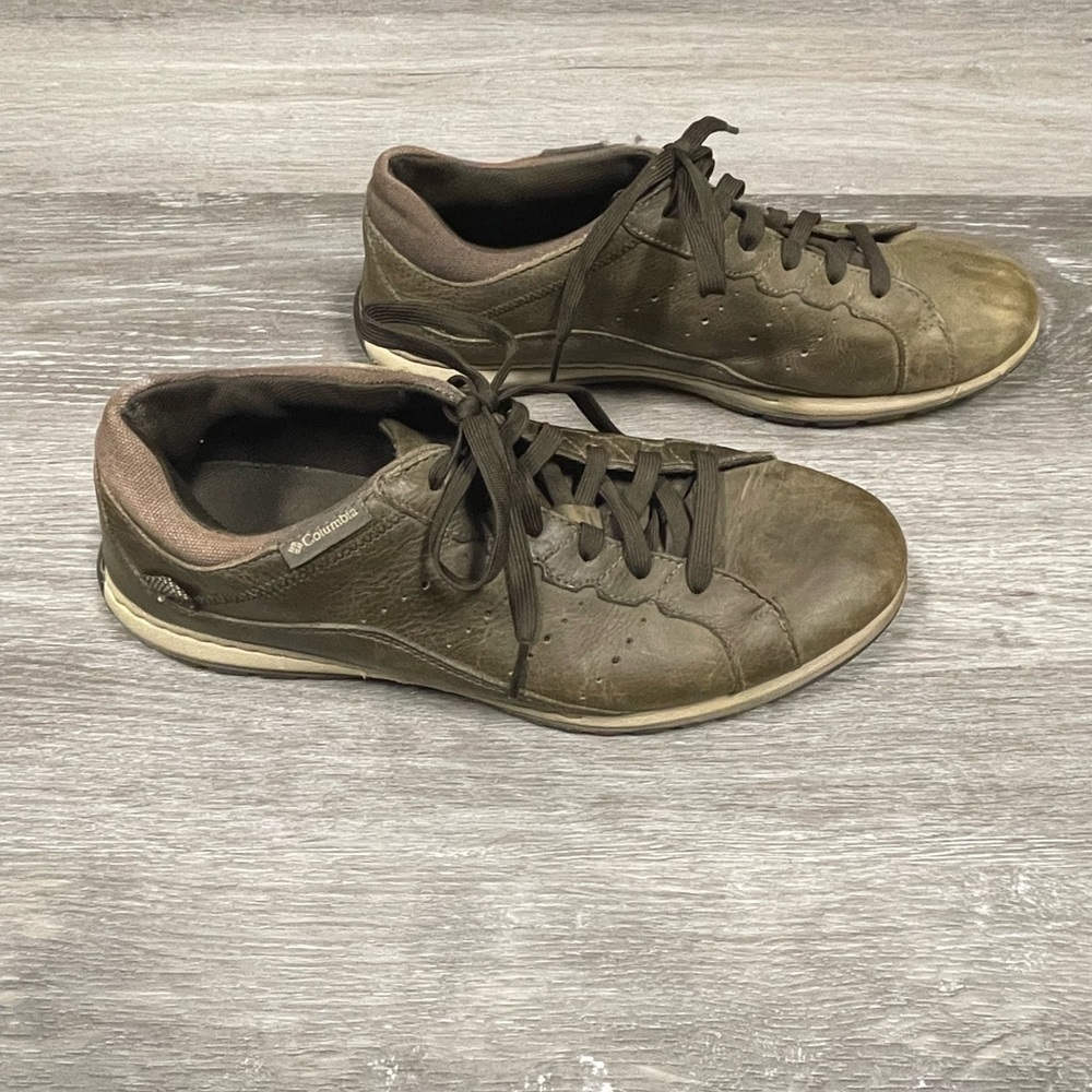 Columbia Three Passes Brown Leather Sneakers Size 10